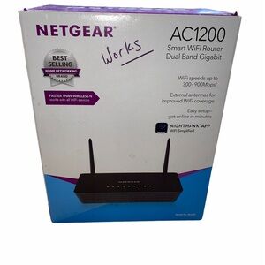 Netgear AC1200 smart WiFi router